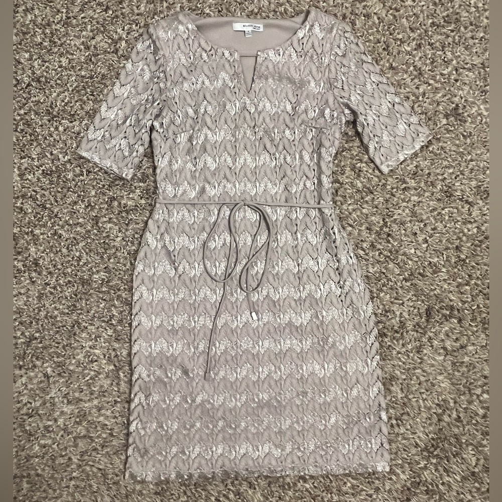 Women’s Studio one gold/tan dress Size 4